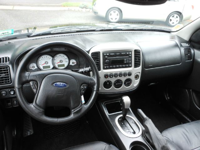 2006 Ford Escape Super