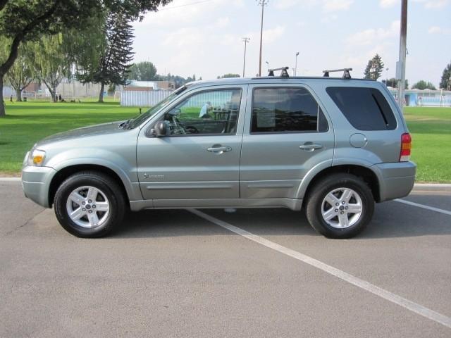 2006 Ford Escape ESi