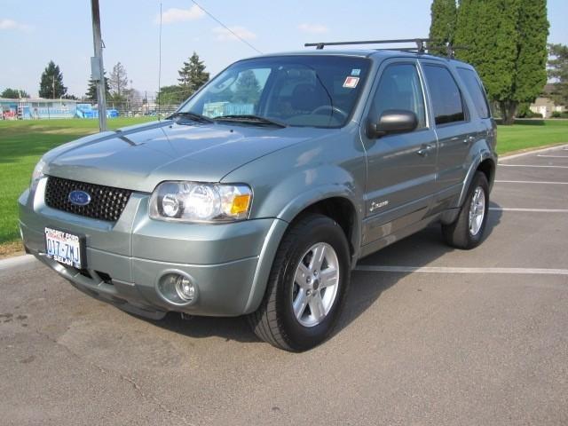 2006 Ford Escape ESi