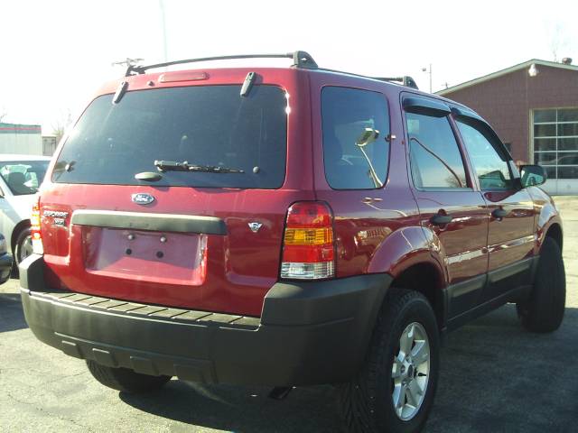 2006 Ford Escape ESi