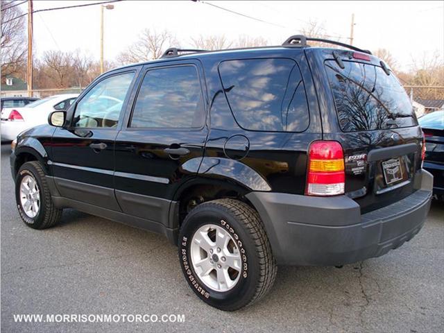 2006 Ford Escape ESi