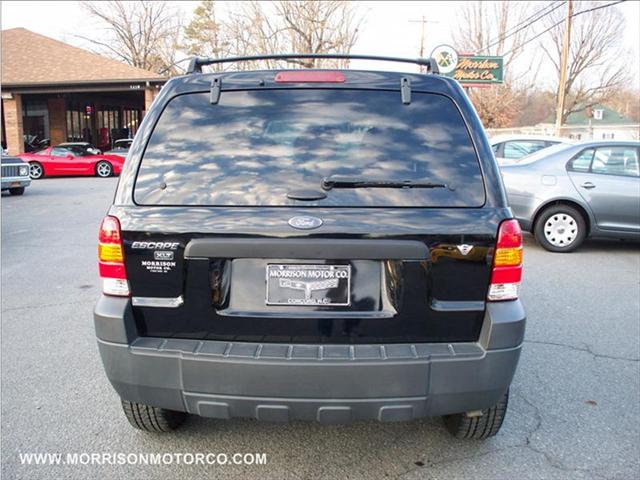 2006 Ford Escape ESi