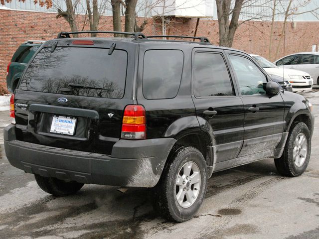 2006 Ford Escape SL 4x4 Regular Cab