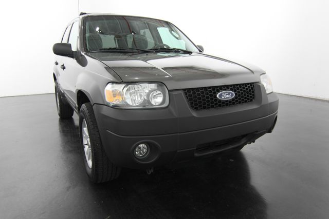 2006 Ford Escape SL 4x4 Regular Cab