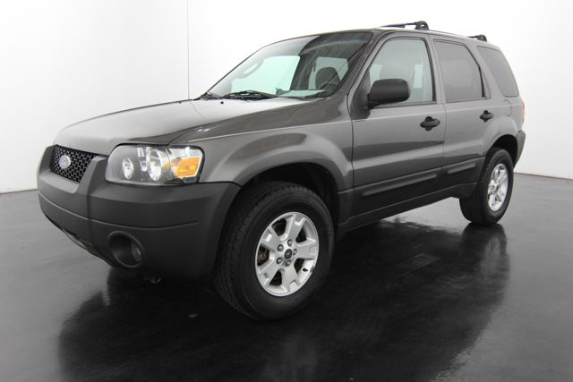 2006 Ford Escape SL 4x4 Regular Cab