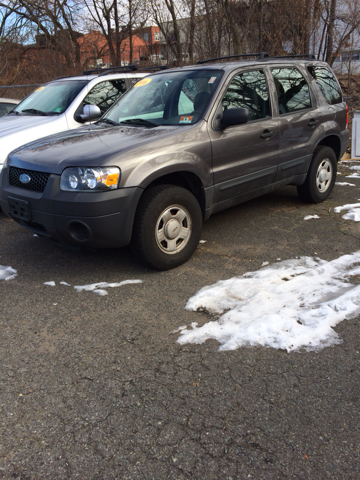 2006 Ford Escape Reg Cab 159.5 WB C5B