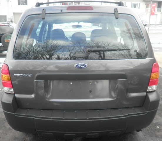 2006 Ford Escape Reg Cab 159.5 WB C5B