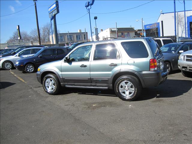 2006 Ford Escape ESi