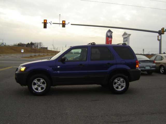 2006 Ford Escape ESi