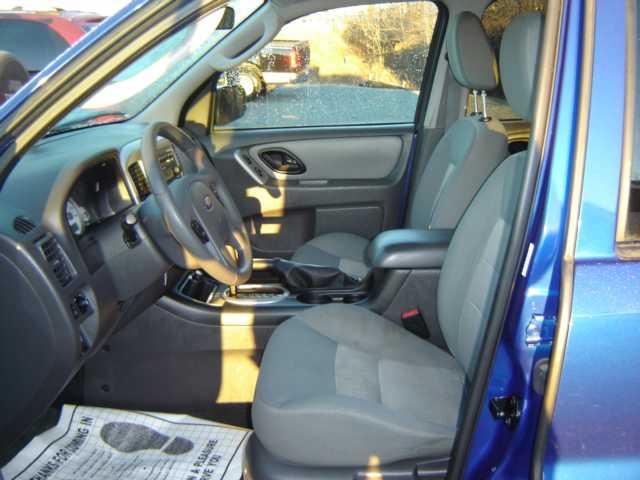 2006 Ford Escape ESi