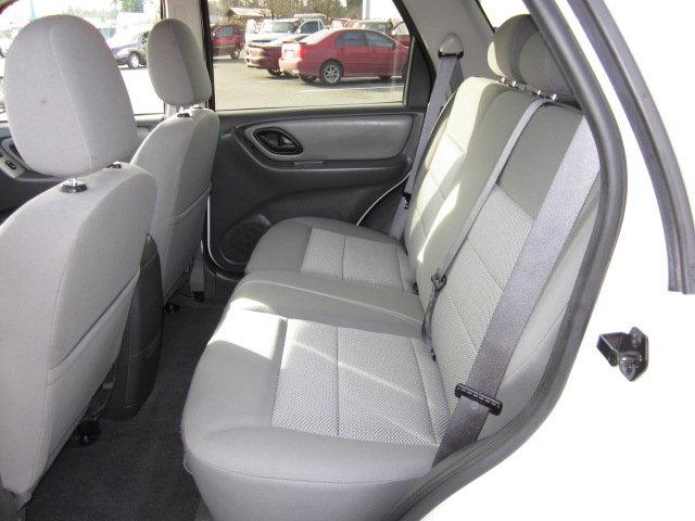 2006 Ford Escape SL 4x4 Regular Cab