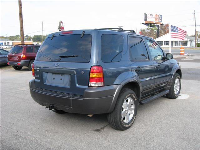 2006 Ford Escape ESi