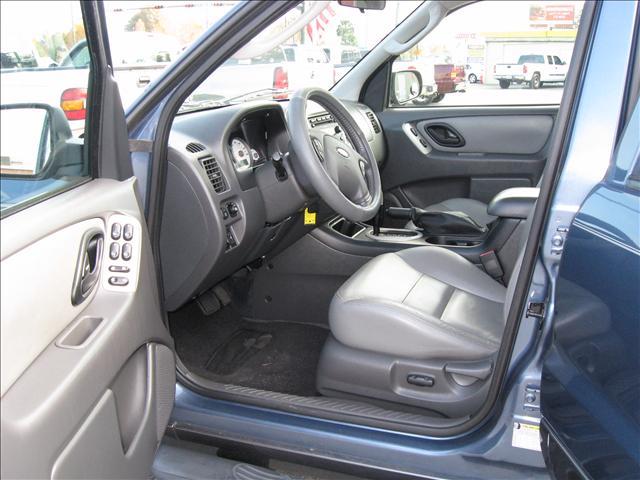 2006 Ford Escape ESi