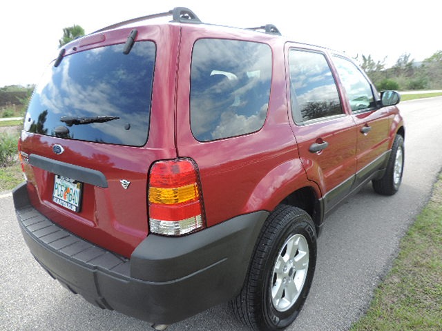 2006 Ford Escape SL 4x4 Regular Cab