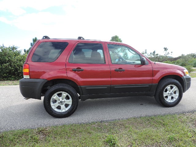 2006 Ford Escape SL 4x4 Regular Cab