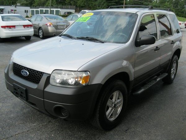 2006 Ford Escape Reg Cab 159.5 WB C5B