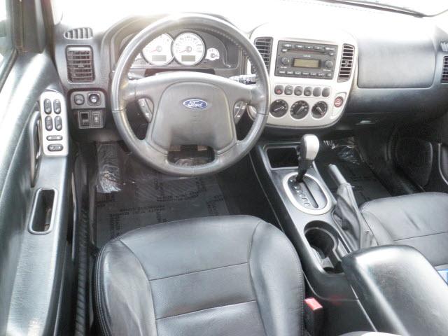 2006 Ford Escape SLT 25