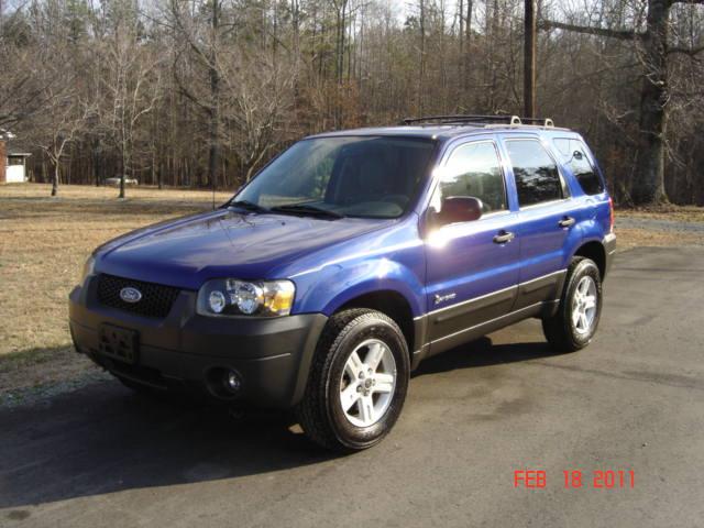 2006 Ford Escape ESi