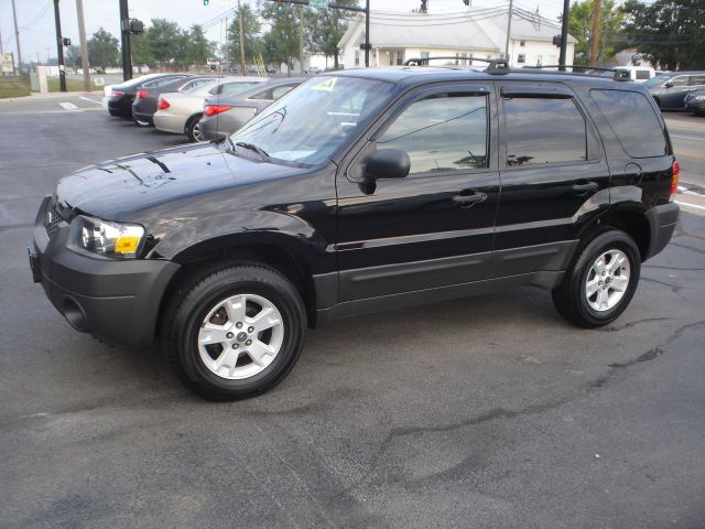 2006 Ford Escape 4dr Sdn 2.4L FWD