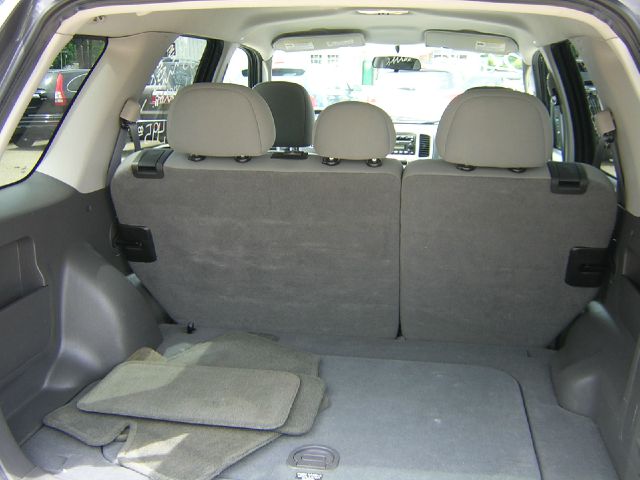 2006 Ford Escape ESi