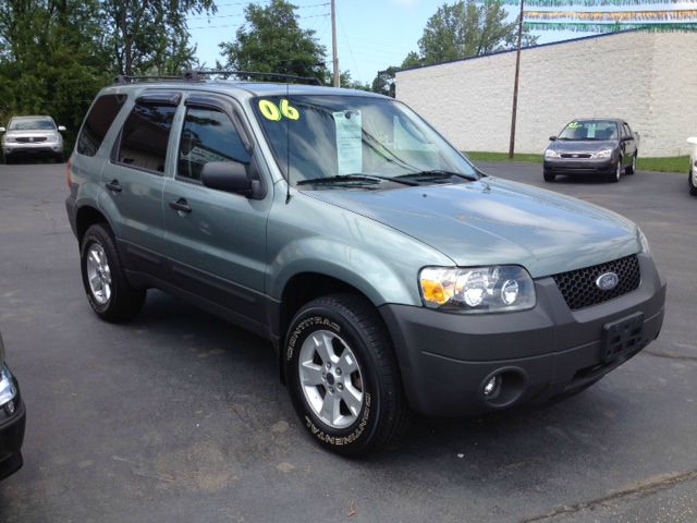 2006 Ford Escape SL 4x4 Regular Cab