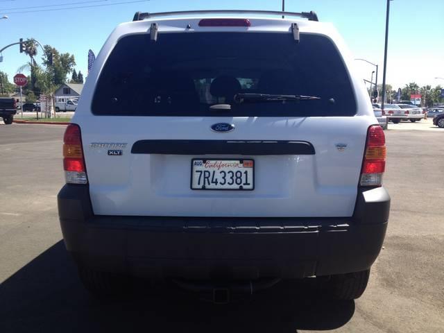 2006 Ford Escape ESi