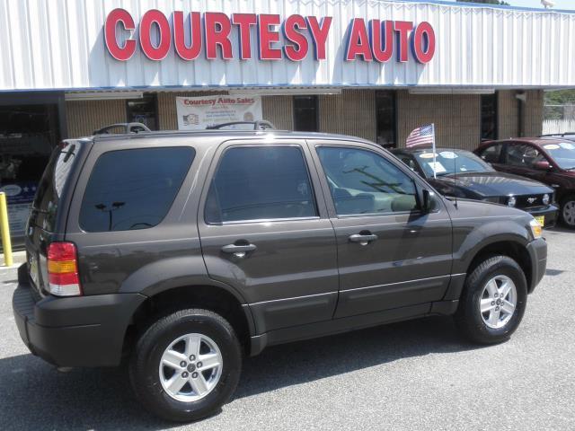 2006 Ford Escape Unknown