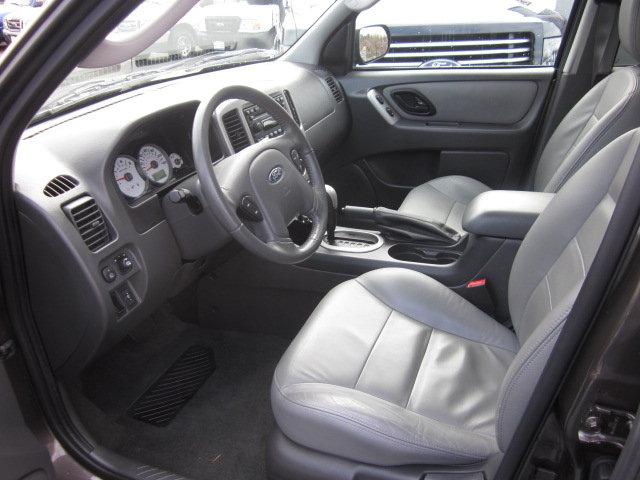 2007 Ford Escape SL 4x4 Regular Cab