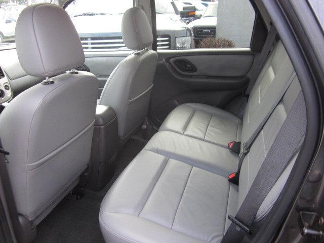 2007 Ford Escape SL 4x4 Regular Cab