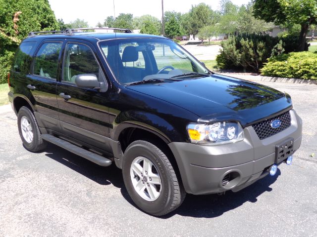 2007 Ford Escape 4dr Sdn Premier 2WD