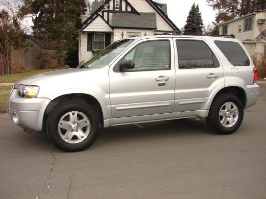 2007 Ford Escape 2.5 S With Moonroof