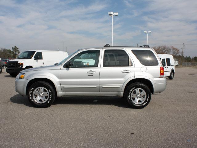 2007 Ford Escape SLT 25