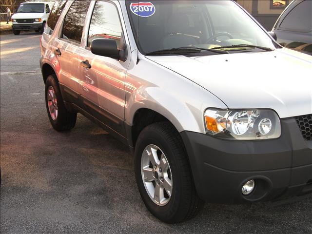 2007 Ford Escape ESi