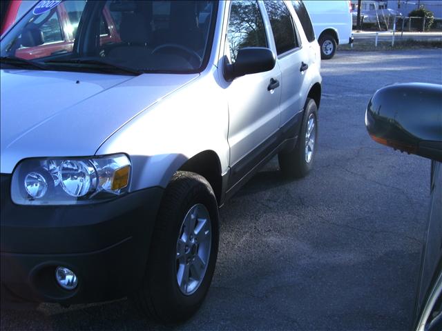 2007 Ford Escape ESi