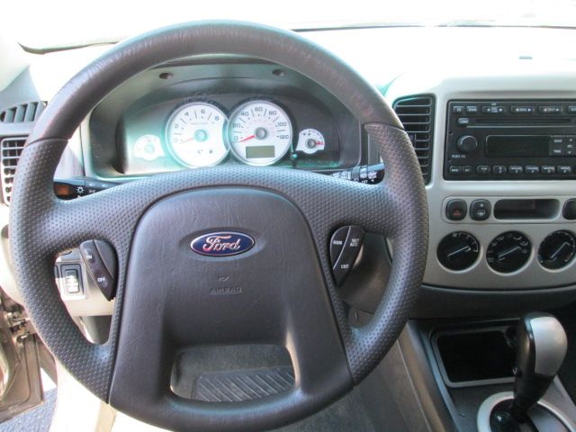 2007 Ford Escape Hbw/roof Rims