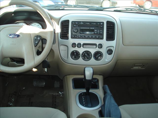 2007 Ford Escape ESi