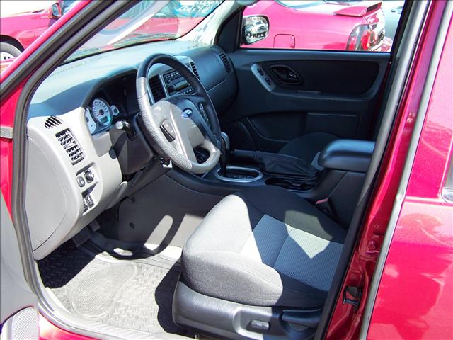 2007 Ford Escape ESi