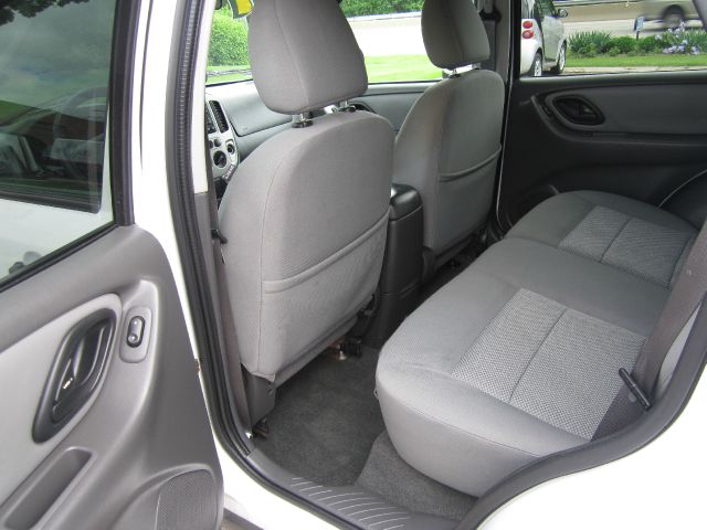 2007 Ford Escape SL 4x4 Regular Cab