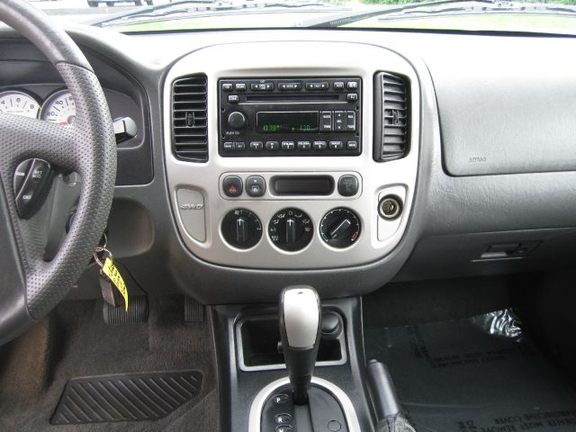 2007 Ford Escape SL 4x4 Regular Cab