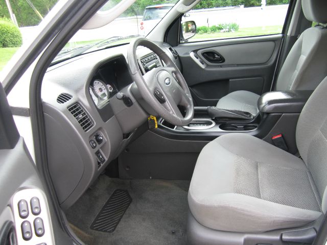 2007 Ford Escape SL 4x4 Regular Cab