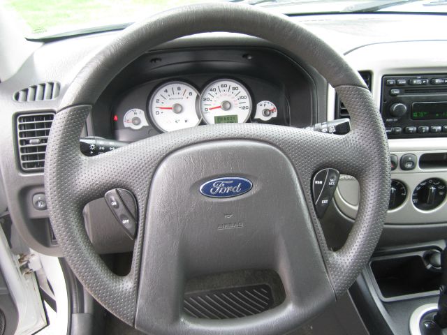 2007 Ford Escape SL 4x4 Regular Cab