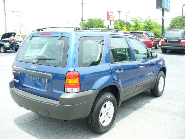 2007 Ford Escape Reg Cab 159.5 WB C5B