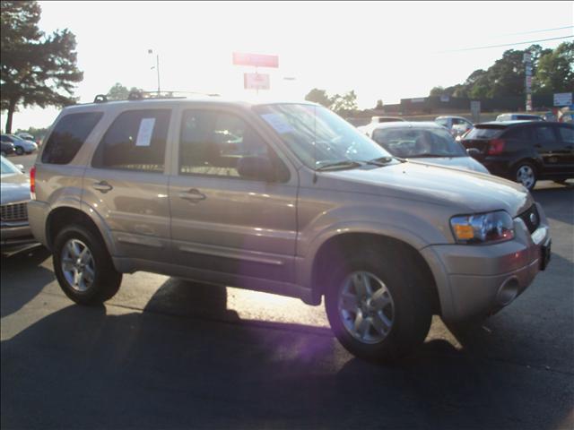 2007 Ford Escape SLT 25