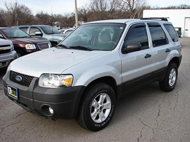 2007 Ford Escape ESi