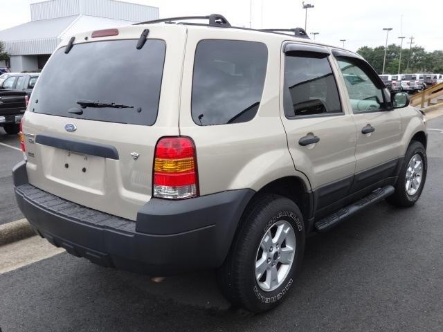 2007 Ford Escape ESi