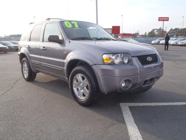 2007 Ford Escape SLT 25