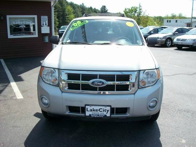 2008 Ford Escape 2dr Roadster Limited