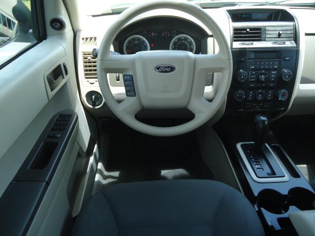 2008 Ford Escape XLS