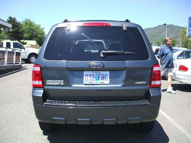 2008 Ford Escape LX Auto V6