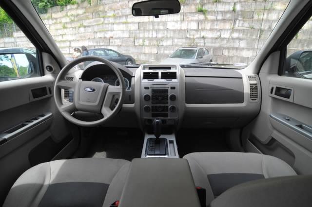 2008 Ford Escape ESi